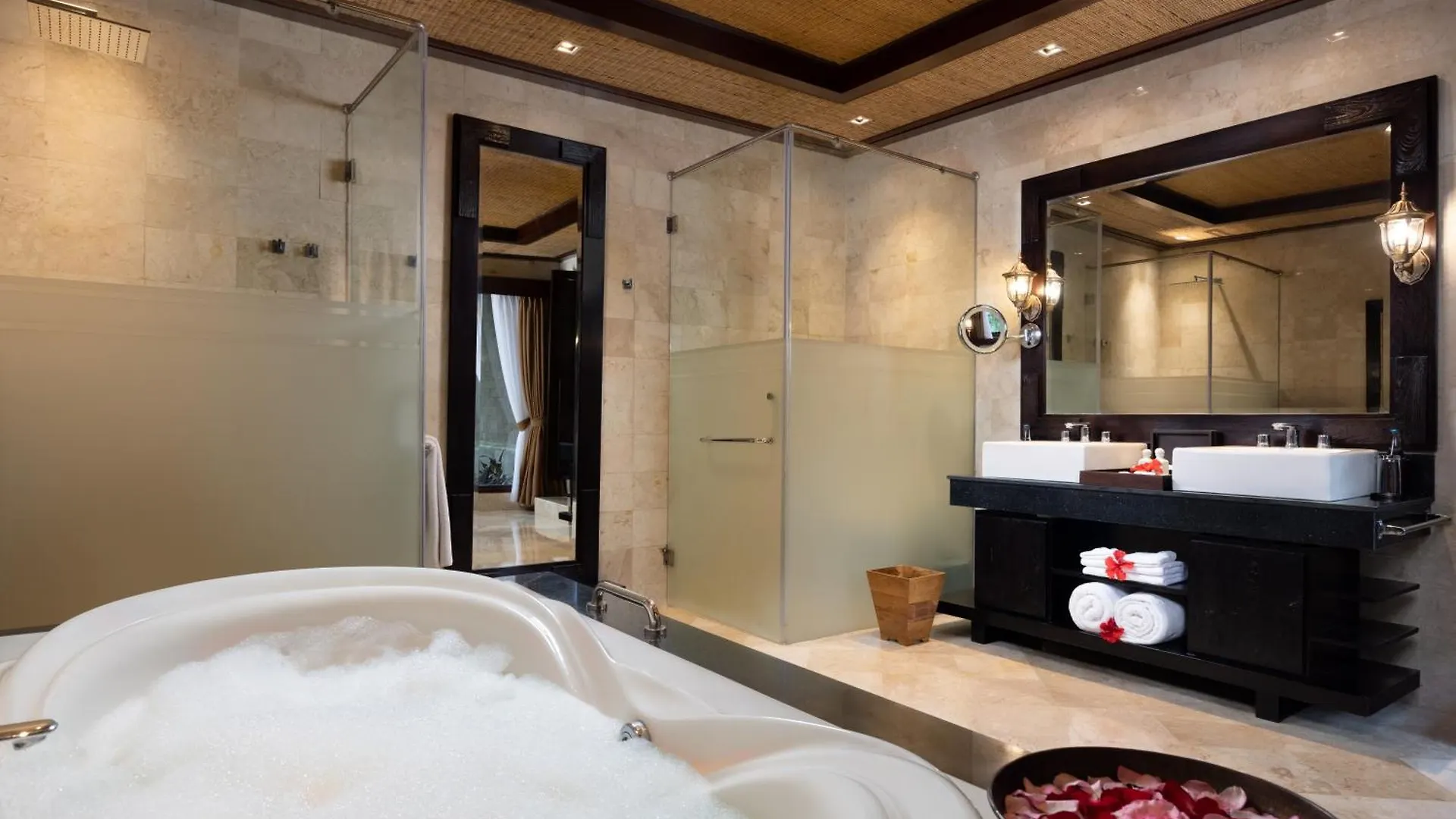 Hotel The Royal Pita Maha Ubud 5*,  Indonesia